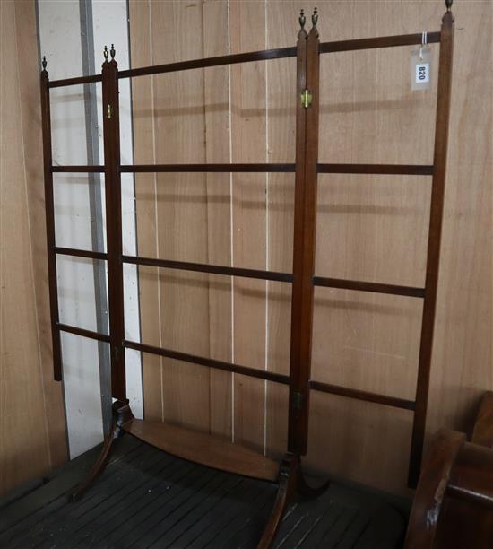 A Sheraton period mahogany folding towel rail